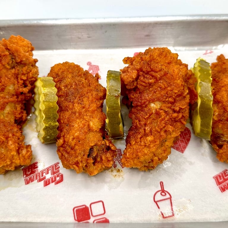 Nashville Hot Wings Delight