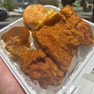 Phil's Chicken Box (3 Piece Dark)