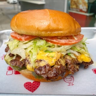 Classic Cheeseburger
