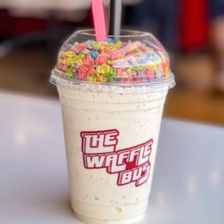 Swirl Milk Shakes (Large 16oz)