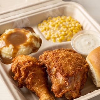 Phil's Chicken Box (Leg + Thigh) (Drink)