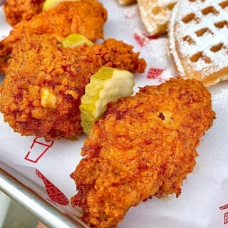 Nashville HOT Wings and Waffle