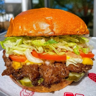 Classic Cheeseburger